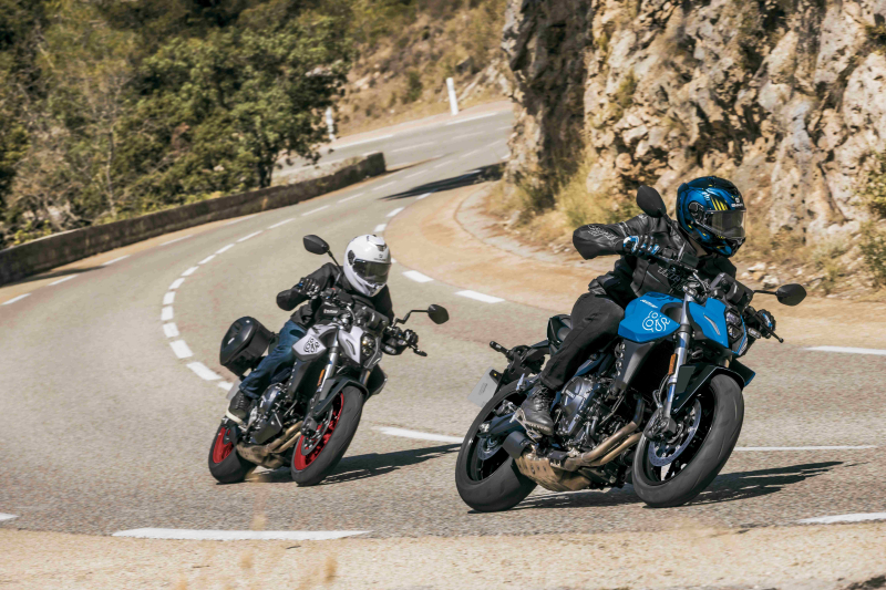 GSX-8S 2026 muda o visual: Suzuki aposta em novas cores para a naked