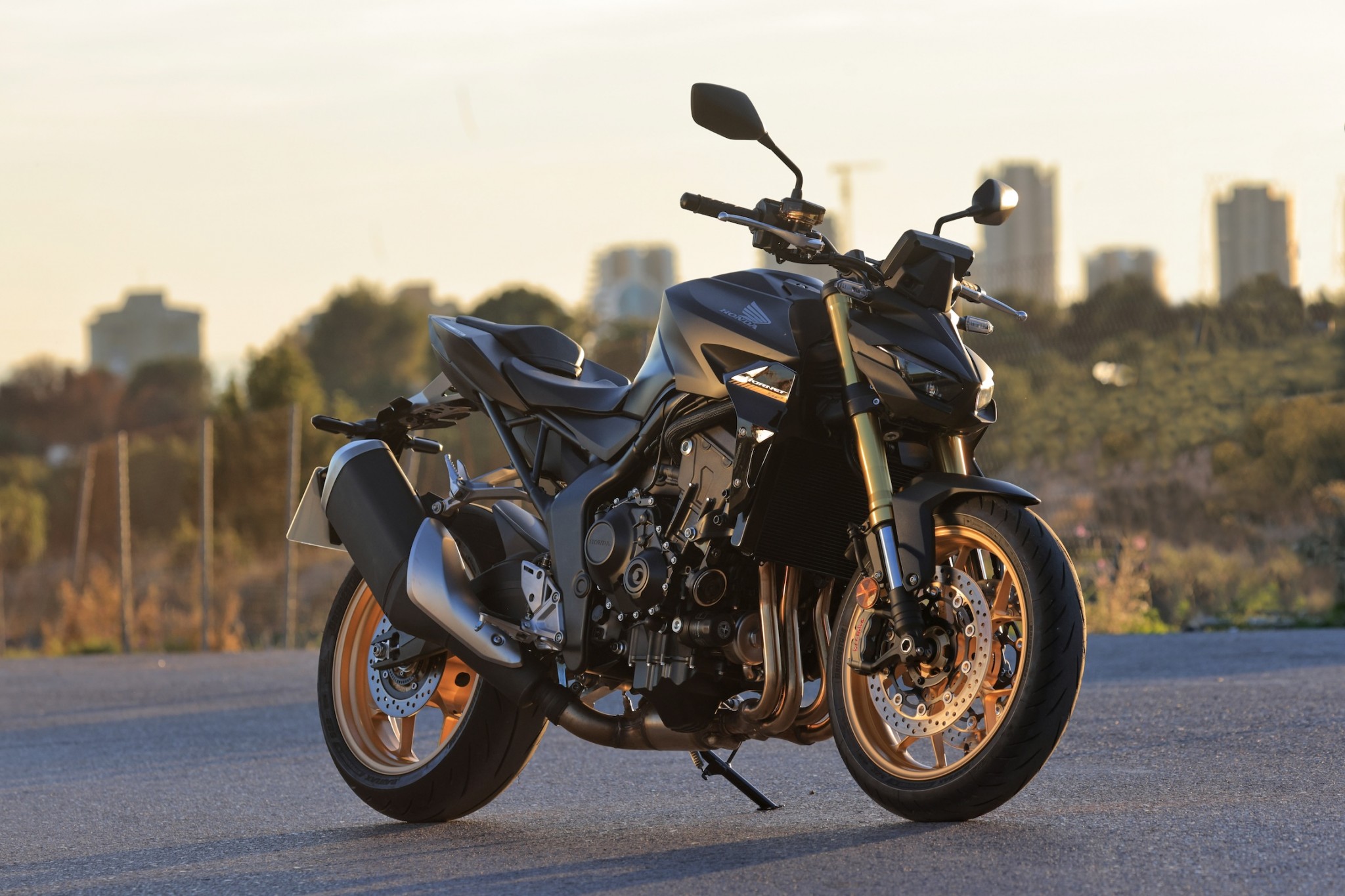 Nova Honda CB 1000 Hornet é confirmada para o Brasil e chega em 2026
