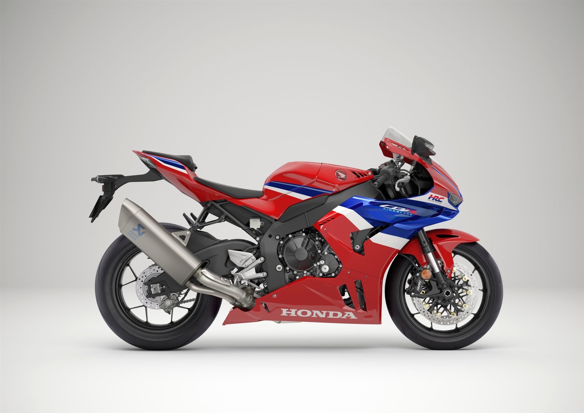 Honda CBR1000RR-R Fireblade SP 2026 chega ao Brasil com 215 cv - foto 3